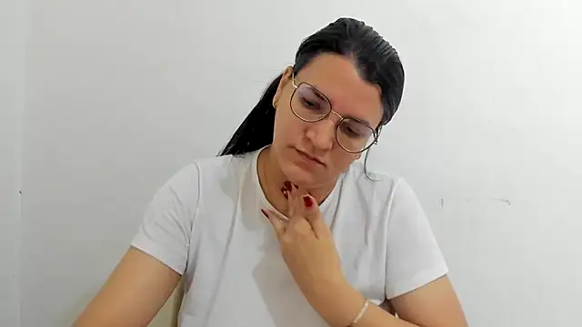 Snapshot of MARILYN_GARCIA chatting on 12, 9, 2025 MARILYN GARCIA online show from 12, 9, 2025