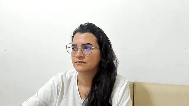 MARILYN GARCIA online show from 6, 3, 2026