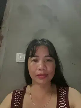 Snapshot of milk_sugar2k chatting on 7, 8, 2026 milk sugar2k online show from 7, 8, 2026