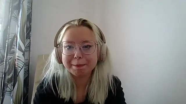 MaddieTeen online show from 9, 8, 2026