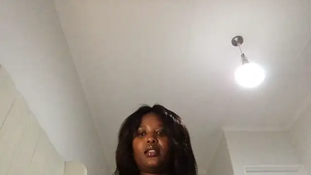 xBUSTY CANDYx online show from 13, 2, 2026