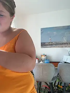 Snapshot of BootyLola chatting on 7, 11, 2025 BootyLola online show from 7, 11, 2025