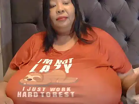 nancy111 online show from 5, 2, 2026