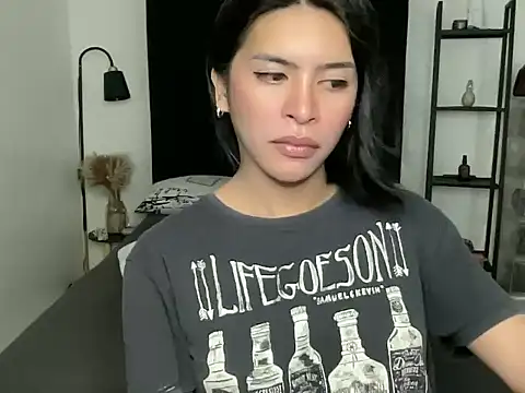 Snapshot of your_bianca69 chatting on 2, 11, 2025 your bianca69 online show from 2, 11, 2025