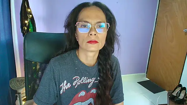 Snapshot of Nattyslave4U chatting on 12, 1, 2026 Nattyslave4U online show from 12, 1, 2026