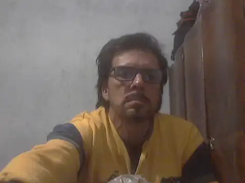 Snapshot of el_principe_hot chatting on 10, 9, 2025 el principe hot online show from 10, 9, 2025