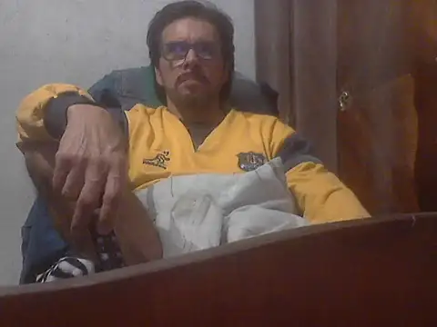 Snapshot of el_principe_hot chatting on 11, 9, 2025 el principe hot online show from 11, 9, 2025