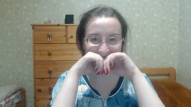 Snapshot of Smart_Rose chatting on 4, 11, 2025 Smart Rose online show from 4, 11, 2025