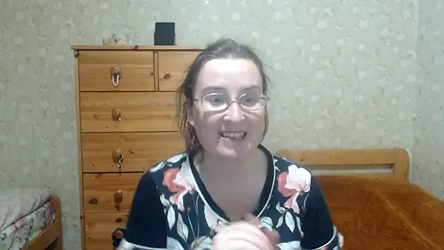 Snapshot of Smart_Rose chatting on 6, 11, 2025 Smart Rose online show from 6, 11, 2025