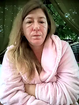 Snapshot of Natali_UA chatting on 5, 10, 2025 Natali UA online show from 5, 10, 2025