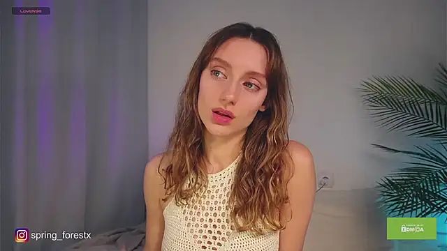 Snapshot of spring_forest chatting on 17, 11, 2025 spring forest online show from 17, 11, 2025