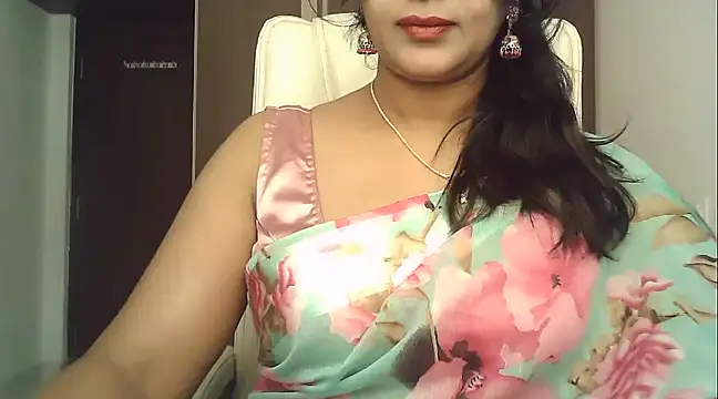 Snapshot of Spandana_Sweety chatting on 13, 12, 2024 Spandana Sweety online show from 13, 12, 2024