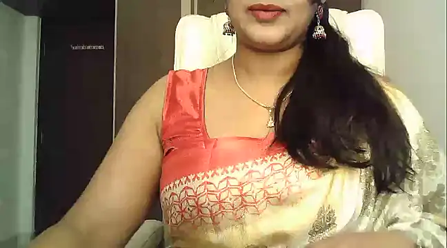 Snapshot of Spandana_Sweety chatting on 8, 1, 2025 Spandana Sweety online show from 8, 1, 2025