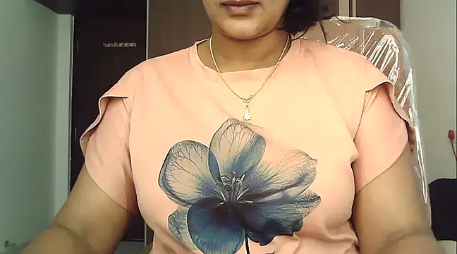 Snapshot of Spandana_Sweety chatting on 9, 2, 2025 Spandana Sweety online show from 9, 2, 2025