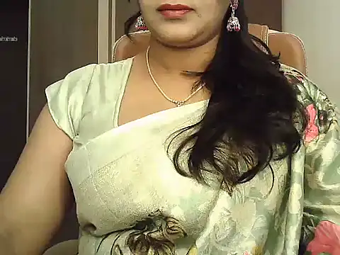 Snapshot of Spandana_Sweety chatting on 19, 11, 2025 Spandana Sweety online show from 19, 11, 2025
