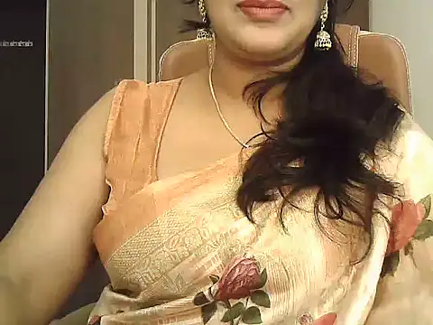 Snapshot of Spandana_Sweety chatting on 1, 12, 2025 Spandana Sweety online show from 1, 12, 2025