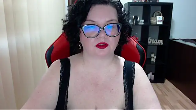 Snapshot of MissTroublle chatting on 7, 3, 2025 MissTroublle online show from 7, 3, 2025