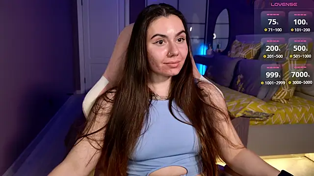 Foxohlove online show from 8, 10, 2025