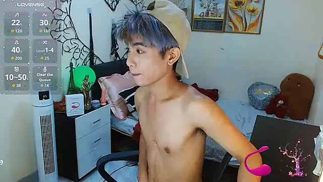 WildestTwink online show from 16, 9, 2025