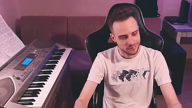 Sweetparker online show from 11, 10, 2025