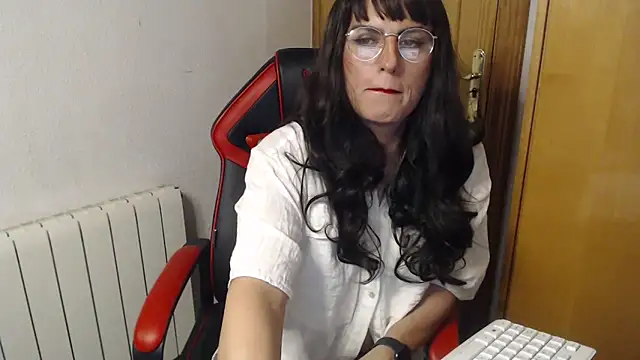 Chic desire online show from 10, 3, 2026