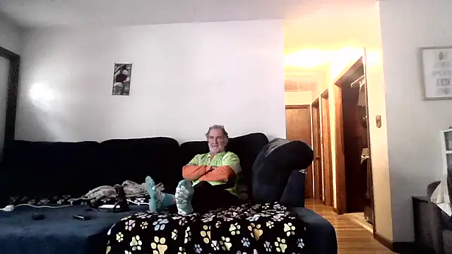 Snapshot of Sweet_Sexy1963 chatting on 28, 10, 2025 Sweet Sexy1963 online show from 28, 10, 2025