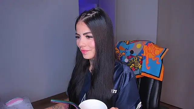 Snapshot of Lisegg_ chatting on 8, 1, 2026 Lisegg online show from 8, 1, 2026