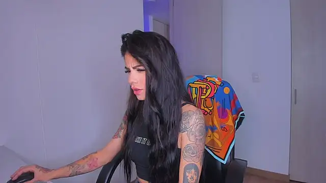 Snapshot of Lisegg_ chatting on 2, 2, 2026 Lisegg online show from 2, 2, 2026