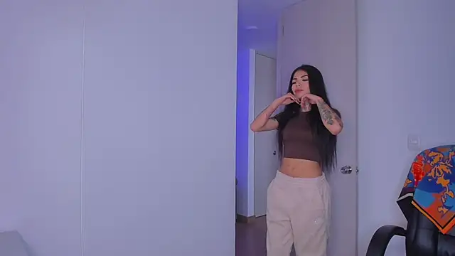 Snapshot of Lisegg_ chatting on 6, 2, 2026 Lisegg online show from 6, 2, 2026