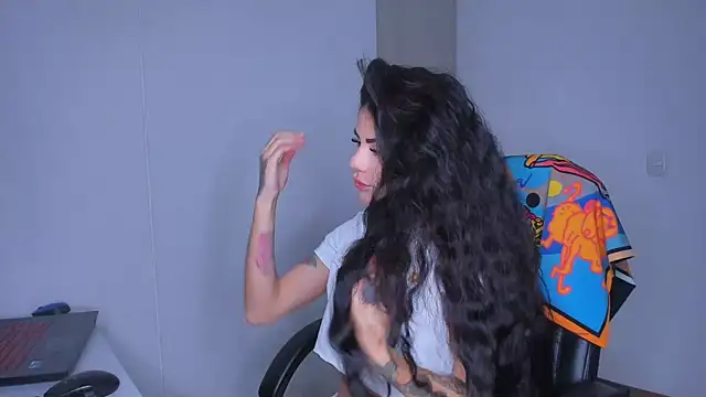 Snapshot of Lisegg_ chatting on 17, 2, 2026 Lisegg online show from 17, 2, 2026