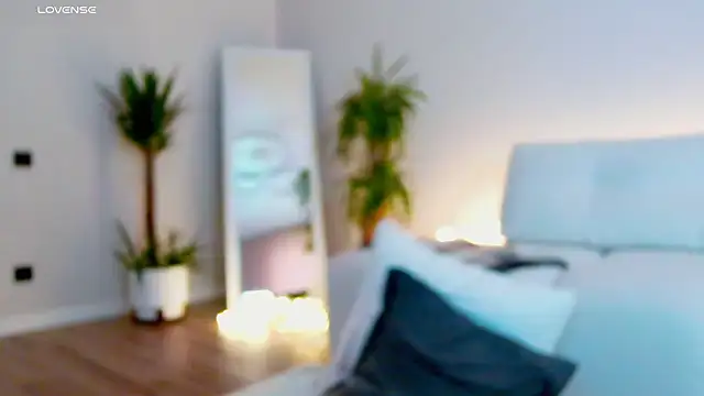 Sinful Eyes online show from 16, 2, 2026