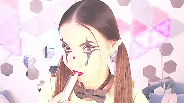 LexiKiss online show from 15, 11, 2025