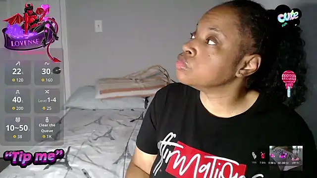 Sexymona1218 online show from 12, 11, 2025