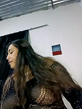 xandra252 online show from 13, 7, 2026