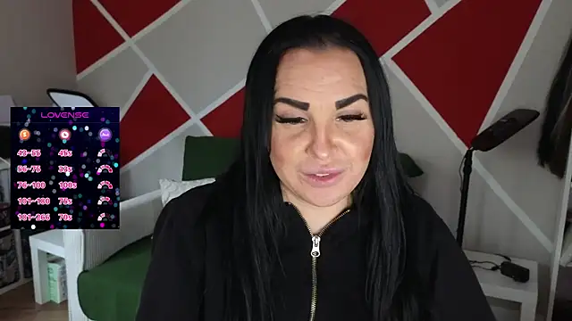 Snapshot of MIA-XXX chatting on 17, 1, 2025 MIA-XXX online show from 17, 1, 2025