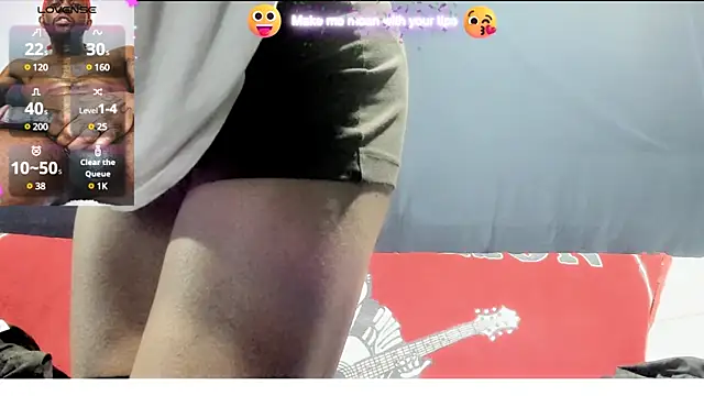 Snapshot of iBreakHeartz chatting on 26, 12, 2024 iBreakHeartz online show from 26, 12, 2024