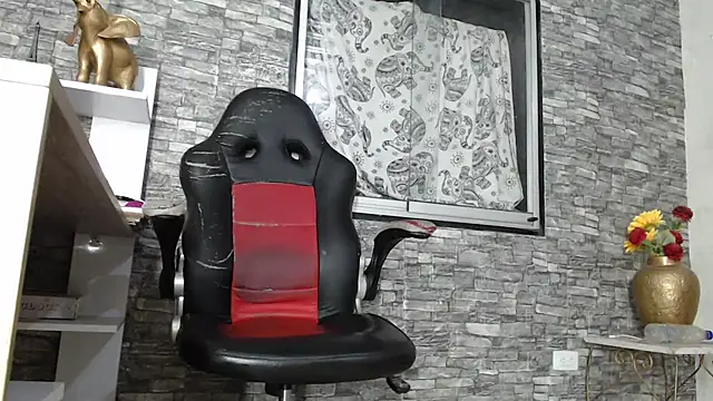 Snapshot of devorah_soto chatting on 6, 2, 2025 devorah soto online show from 6, 2, 2025