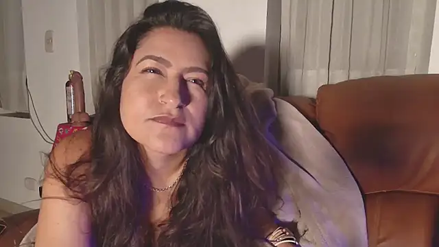 DeesseLuxure online show from 23, 3, 2025