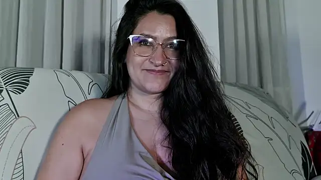 DeesseLuxure online show from 12, 4, 2026