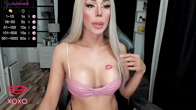 Forever MissCandace online show from 28, 9, 2025