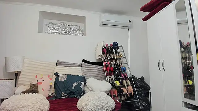 Snapshot of juliahayessxx chatting on 22, 10, 2025 juliahayessxx online show from 22, 10, 2025