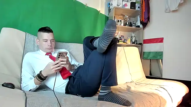 viraglaci18xh online show from 17, 11, 2025