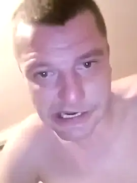 Snapshot of arteeczeek chatting on 19, 9, 2025 arteeczeek online show from 19, 9, 2025