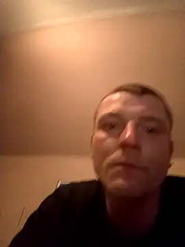 Snapshot of arteeczeek chatting on 8, 11, 2025 arteeczeek online show from 8, 11, 2025