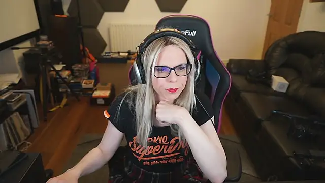 KelseyCobalt online show from 13, 12, 2024