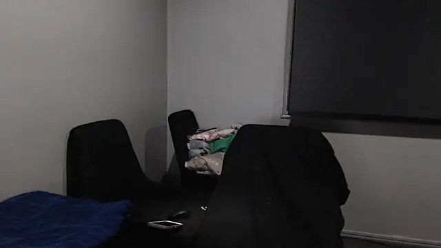 Snapshot of poisonivyx chatting on 20, 2, 2025 poisonivyx online show from 20, 2, 2025