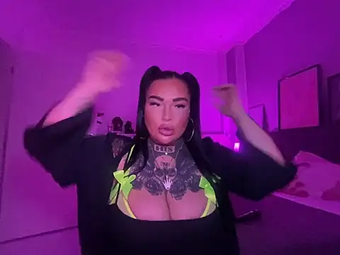  MelinaCurves  online show from 16, 1, 2025