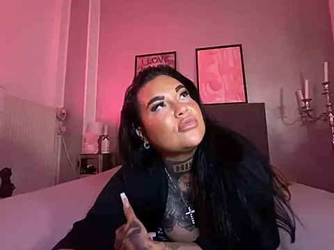  MelinaCurves  online show from 23, 2, 2025