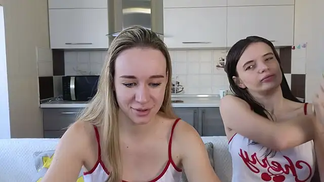 Naughty Alice online show from 19, 9, 2025