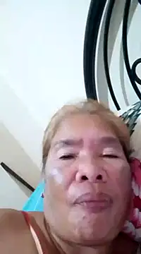 Snapshot of sexylizzy4u chatting on 2, 2, 2025 sexylizzy4u online show from 2, 2, 2025